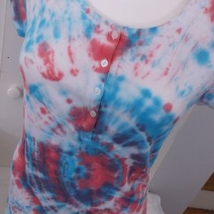 Old Navy Tops - Tie Dyed Blue Red Henley Knit Top L Festival Old Navy Tops - Tie Dyed Blue Red Henley Knit Top L Festival
